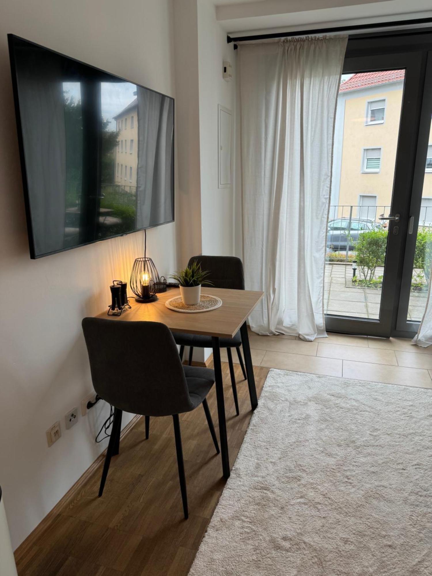 וירצבורג Moderne Ferienwohnung Mit Terrasse מראה חיצוני תמונה